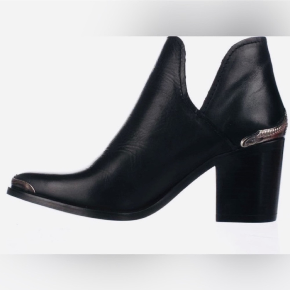 Posey Western Leather Booties